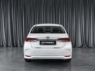 2021 Toyota Corolla XII (E210), белый, 1899000 рублей, вид 4