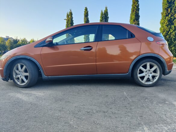 2008 Honda Civic VIII, оранжевый - вид 6