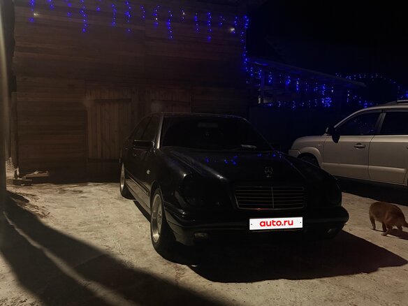 1997 Mercedes-Benz E-Класс 320 II (W210, S210), синий, 650000 рублей - вид 9