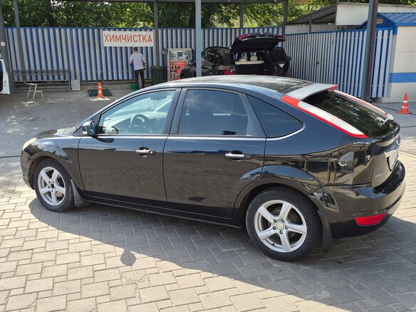 2008 Ford Focus II Рестайлинг, чёрный, 500000 рублей - вид 5