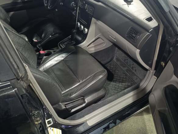 2005 Subaru Forester II Рестайлинг, чёрный, 705000 рублей - вид 5