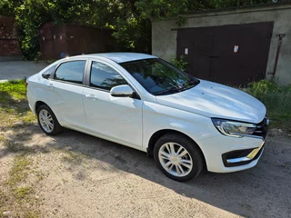 2023 Lada (ВАЗ) Vesta I Рестайлинг (NG), белый, 1290000 рублей, вид 3