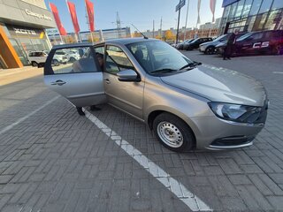 2020 Lada (ВАЗ) Granta I Рестайлинг, золотистый, 850000 рублей, вид 1