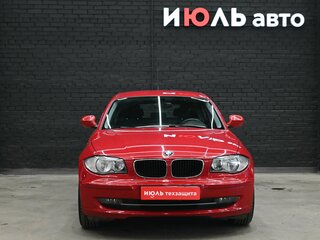 2011 BMW 1 серии 116i I (E81/E82/E87/E88) Рестайлинг, красный, 1050000 рублей, вид 2