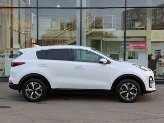 2018 Kia Sportage IV, белый, 1799000 рублей, вид 4