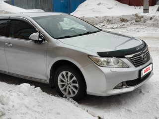 2013 Toyota Camry VII (XV50), серебристый, 1450000 рублей, вид 2