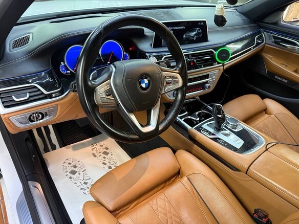 2016 BMW 7 серии 730d xDrive VI (G11/G12), белый - вид 16