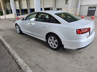 2015 Audi A6 IV (C7) Рестайлинг, белый, 5000000 рублей, вид 4