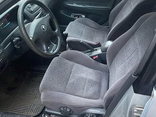 2001 Toyota Corolla VIII (E110) Рестайлинг, серебристый, 330000 рублей, вид 4