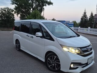 2016 Honda Stepwgn V, белый, 1800000 рублей, вид 1