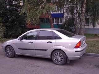 2004 Ford Focus I Рестайлинг, серебристый, 350000 рублей, вид 2