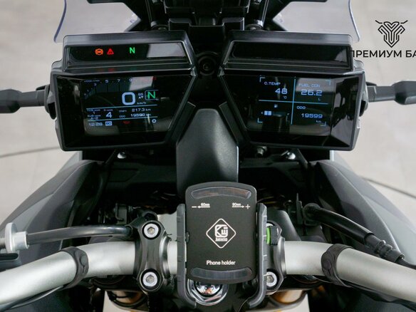 2021 Yamaha MT-09 Tracer (FJ-09), серый, 1299000 рублей - вид 11