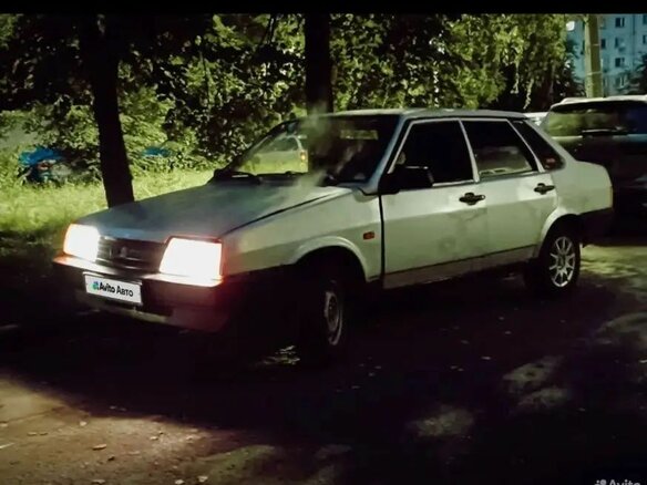 2003 Lada (ВАЗ) 21099, серый, 90000 рублей - вид 4