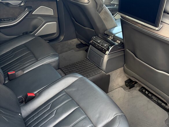 2018 Audi A8 55 TFSI IV (D5), чёрный, 3500000 рублей - вид 9