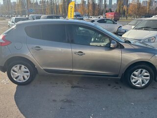 2012 Renault Megane III Рестайлинг, бежевый, 580000 рублей, вид 2