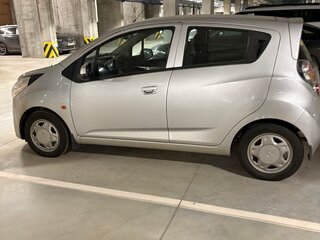 2012 Chevrolet Spark III, серебристый, 720000 рублей, вид 3
