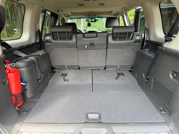 2013 Nissan Pathfinder III Рестайлинг, чёрный, 3000000 рублей - вид 15