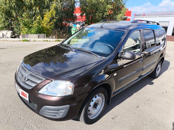 2020 Lada (ВАЗ) Largus I, коричневый, 850000 рублей