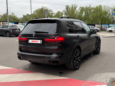 2020 BMW X7 30d I (G07), серый, 6830000 рублей, вид 3