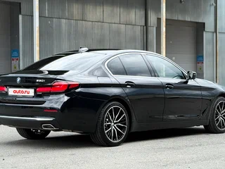 2021 BMW 5 серии 530i xDrive VII (G30/G31/G38) Рестайлинг, чёрный, 4500000 рублей, вид 5