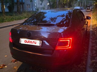 2015 Skoda Octavia III (A7), коричневый, 1300000 рублей, вид 3