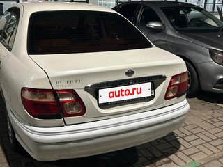 2002 Nissan Bluebird Sylphy I (G10), белый, 350000 рублей, вид 2