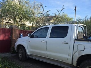 2013 Toyota Hilux VII Рестайлинг, белый, 1200000 рублей, вид 3
