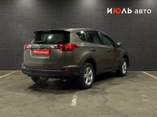2013 Toyota RAV4 IV (XA40), коричневый, 2090000 рублей, вид 5