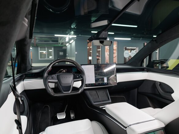 2023 Tesla Model X Plaid I Рестайлинг, чёрный - вид 10