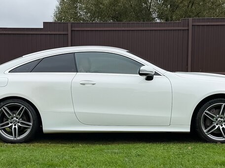2018 Mercedes-Benz E-Класс 200 V (W213, S213, C238), белый, 3450000 рублей, вид 2