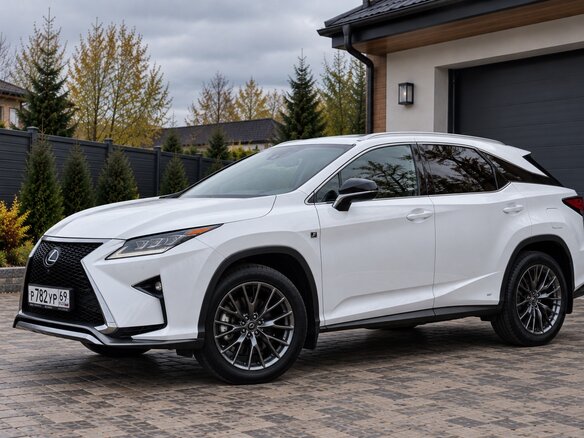 2017 Lexus RX 350 IV, белый, 4000000 рублей