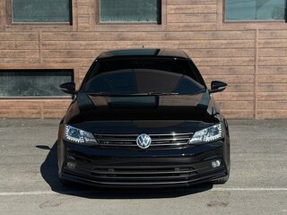 2017 Volkswagen Jetta VI Рестайлинг, чёрный, 1520000 рублей, вид 2