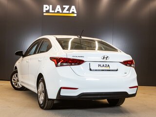 2018 Hyundai Solaris II, белый, 1150000 рублей, вид 3