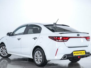 2021 Kia Rio IV Рестайлинг, белый, 1299000 рублей, вид 5