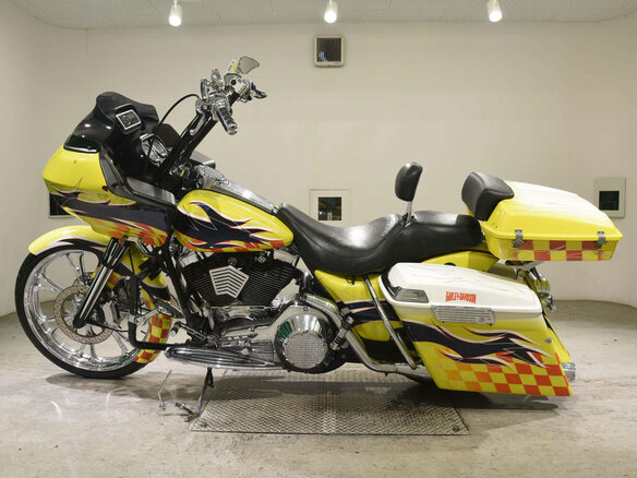 1999 Harley-Davidson Road Glide, жёлтый, 680000 рублей - вид 1