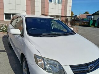 2010 Toyota Corolla Fielder X (E140, E150) Рестайлинг, белый, 1010000 рублей, вид 4