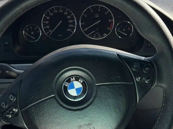 2000 BMW 5 серии 520i IV (E39), чёрный, 850000 рублей - вид 10