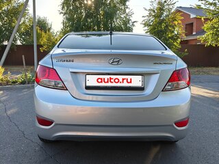2013 Hyundai Solaris I, серебристый, 780000 рублей, вид 5