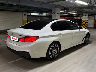 2020 BMW 5 серии 530i xDrive VII (G30/G31/G38), белый, 4950000 рублей, вид 5