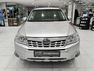 2012 Subaru Forester III Рестайлинг, серебристый, 1299000 рублей, вид 2