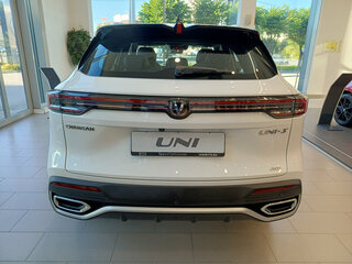 2026 Changan UNI-S I Рестайлинг, белый, 3249900 рублей, вид 4