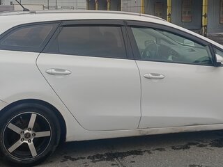 2014 Kia Ceed II, белый, 670000 рублей, вид 1