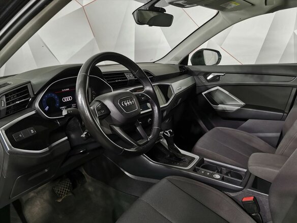 2021 Audi Q3 40 TFSI II (F3), чёрный, 2700000 рублей - вид 12