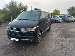 2023 Volkswagen Multivan T6 Рестайлинг, чёрный, 9500000 рублей, вид 1