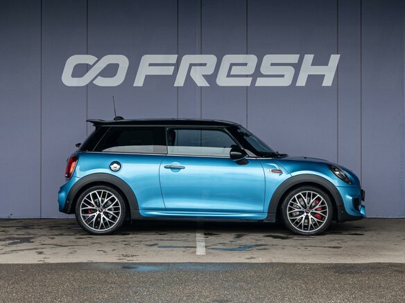 2019 Mini Hatch JCW III (F55/F56) Рестайлинг, голубой, 2755000 рублей - вид 4