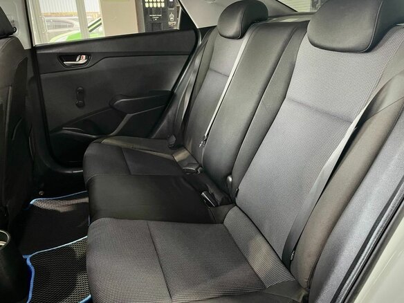 2017 Hyundai Solaris II, белый, 1019900 рублей - вид 24