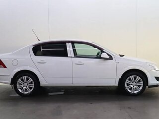 2012 Opel Astra H Рестайлинг, белый, 635000 рублей, вид 2