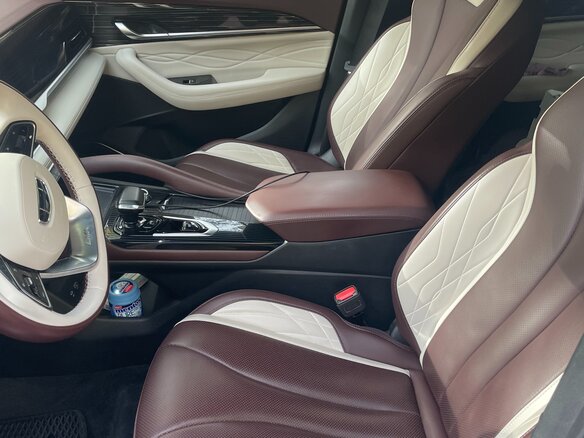 2023 Geely Monjaro I, серый, 2870000 рублей - вид 5
