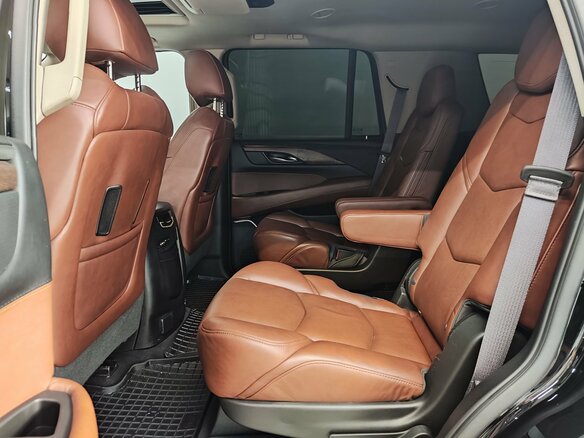 2016 Cadillac Escalade IV, чёрный, 4000000 рублей - вид 17