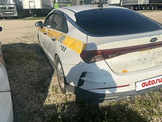 2021 Kia K5 III, белый, 1620000 рублей, вид 4